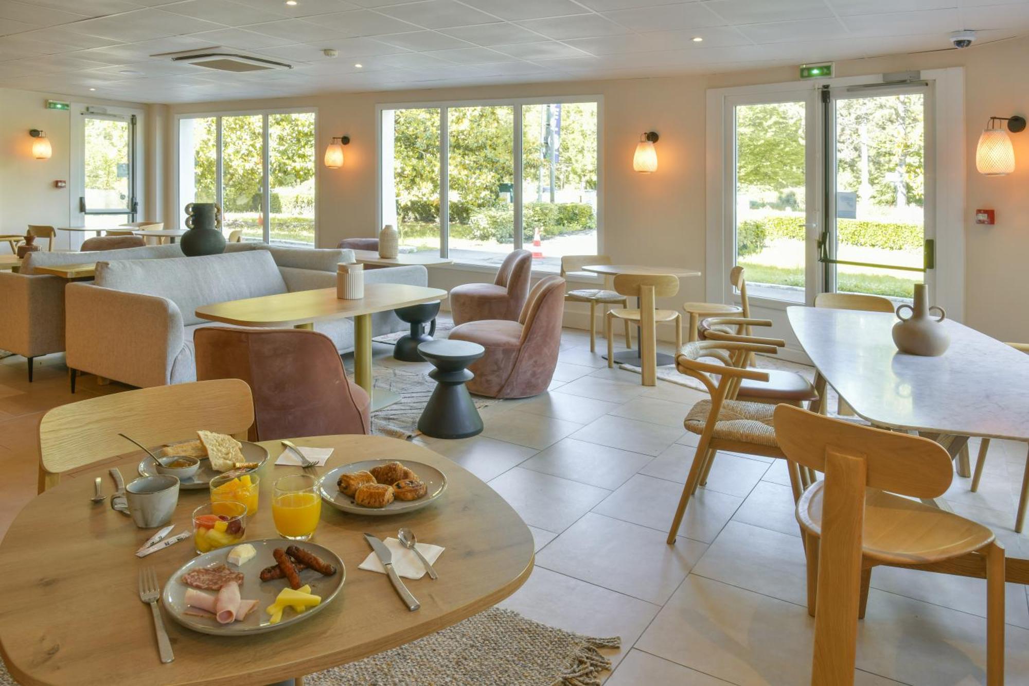 Bhoma Bourges - Hotel & Restaurant Bagian luar foto