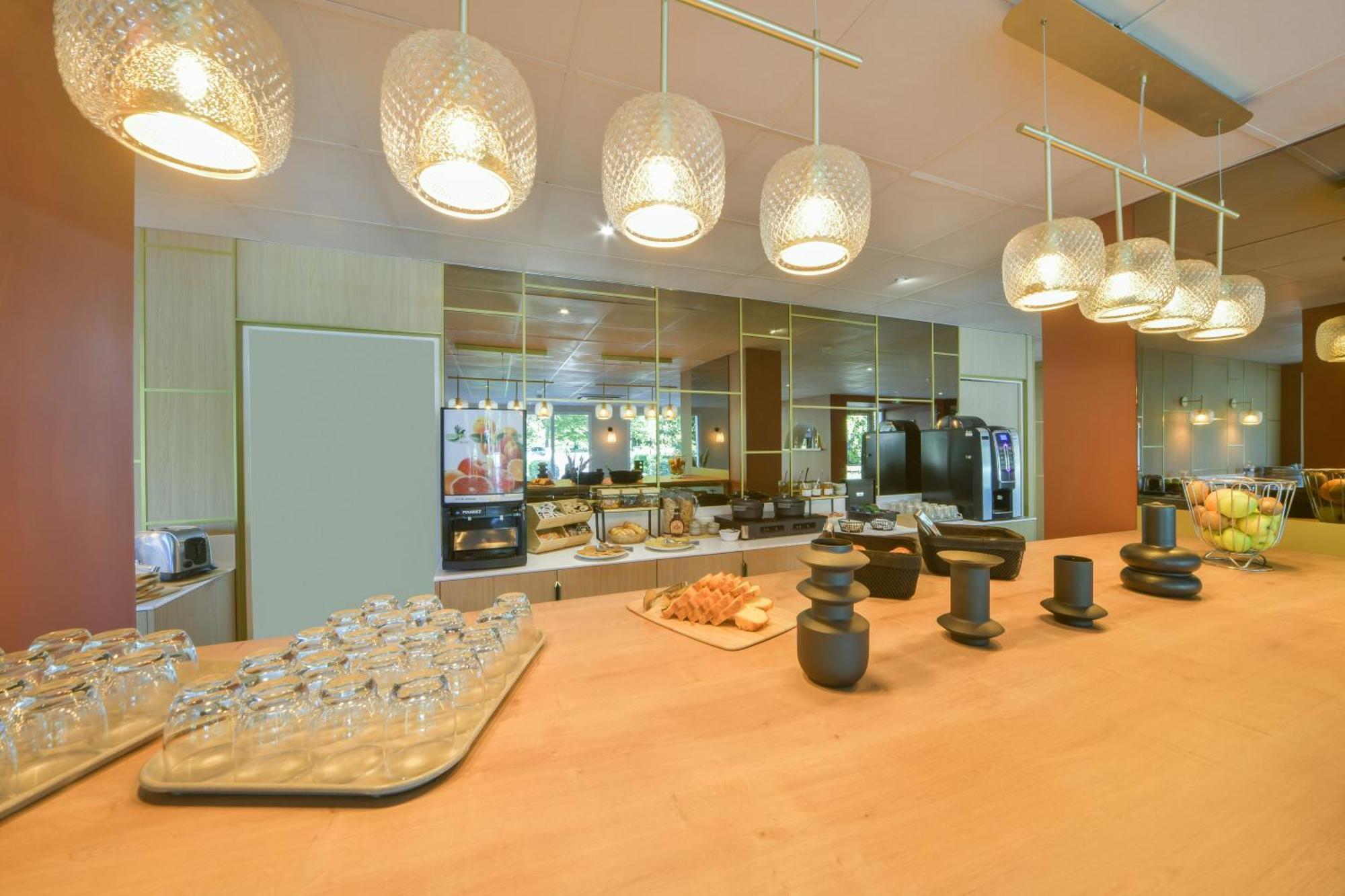 Bhoma Bourges - Hotel & Restaurant Bagian luar foto