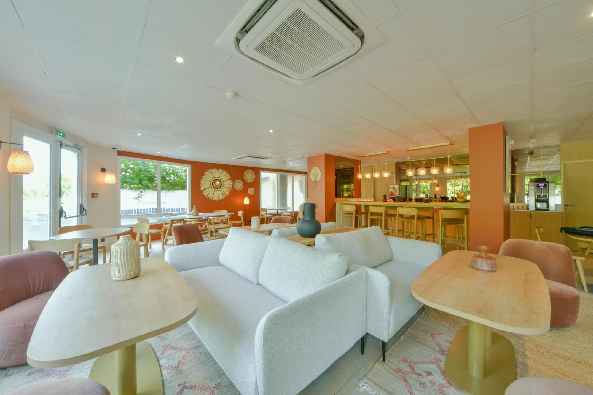 Bhoma Bourges - Hotel & Restaurant Bagian luar foto